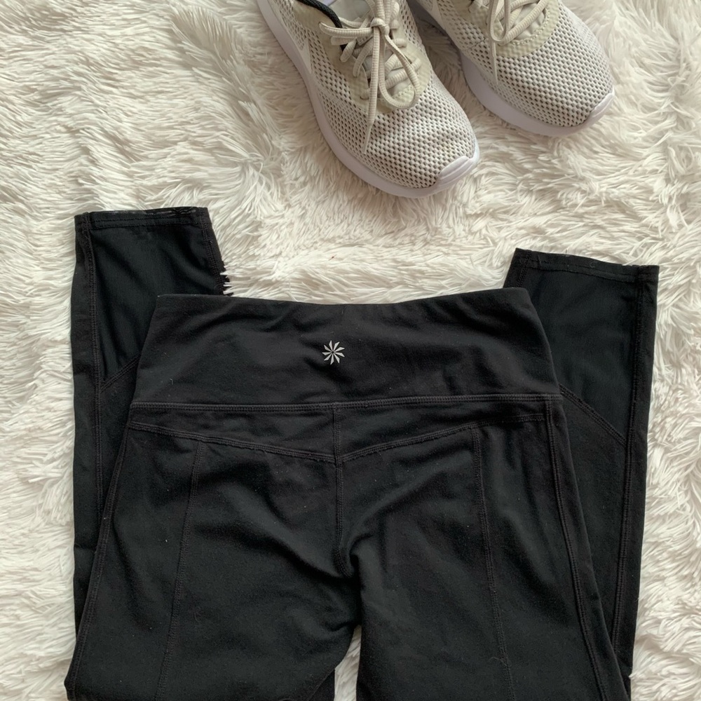 Athleta leggings.